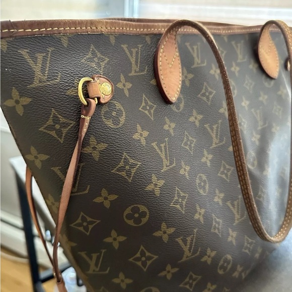 Authentic Louis Vuitton Neverful MM- Peony🩷✨ - Picture 4 of 10